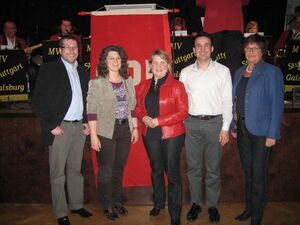 Vlnr.: OV-Vorsitzender Daniel Campolieti, Ute Vogt MdB, Generalsekretärin Katja Mast MdB, Kreisvorsitzender Dejan Perc